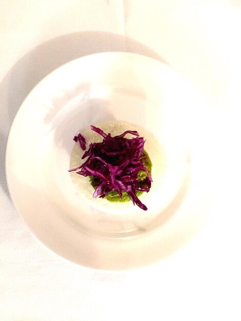 Plating modern cu ingrediente proaspete